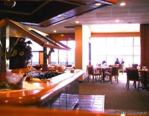 Howard Johnson Plaza Kansas City Hotel & Conference Center Exterior foto
