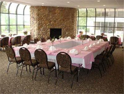 Howard Johnson Plaza Kansas City Hotel & Conference Center Restaurante foto